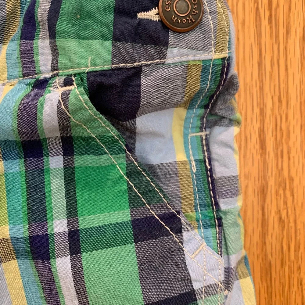 OshKosh B'gosh Green and Blue Plaid Overalls, size 12 mos